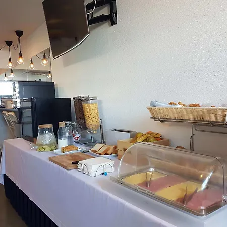 Turisticos Soldoiro Αλμπουφέιρα