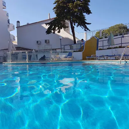 Turisticos Soldoiro Αλμπουφέιρα